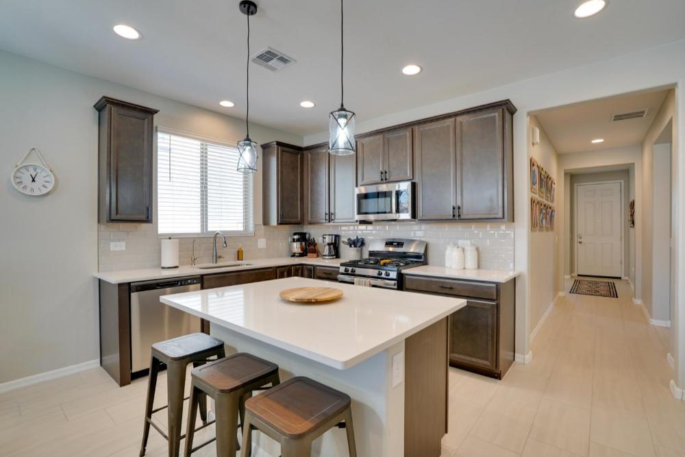 Lovely Tucson Home with Private Pool and Fire Pit!